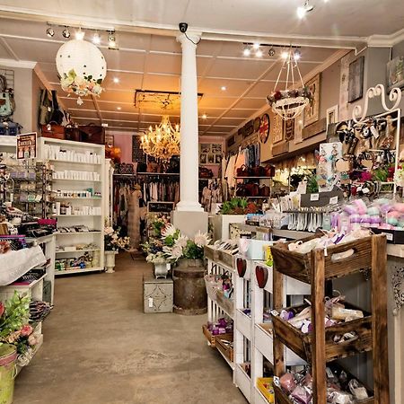 De Loft Guesthouse ピート・レティーフ エクステリア 写真