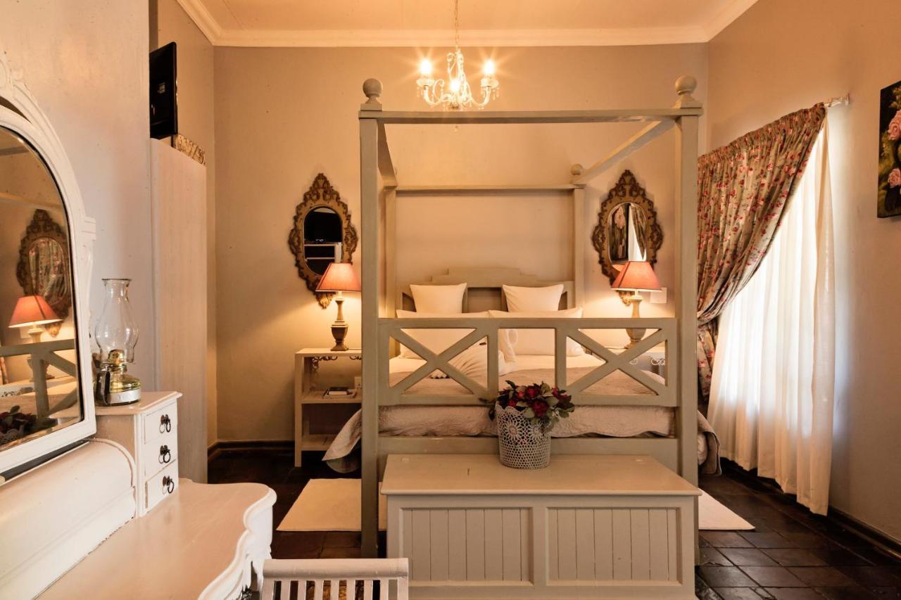 De Loft Guesthouse ピート・レティーフ エクステリア 写真